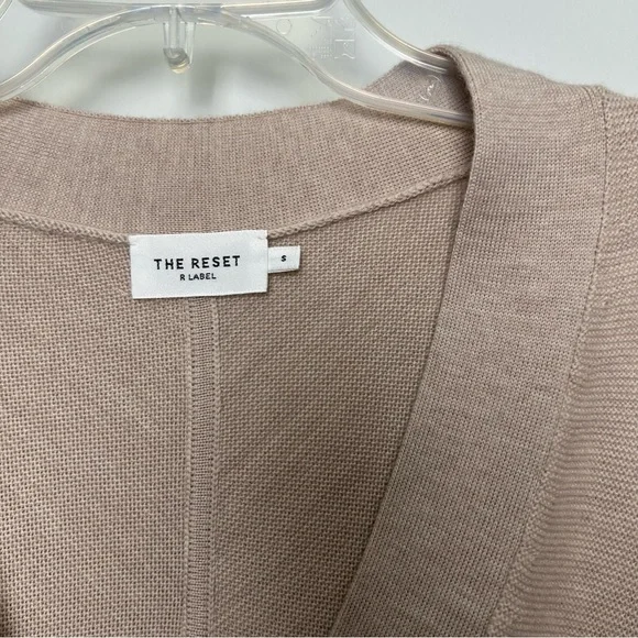 The Reset R Label Kimono Taupe Relaxed Cardigan - Picture 2 of 6
